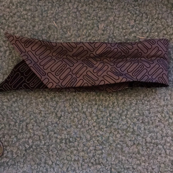 Coach reversible scarf - Picture 2 of 3